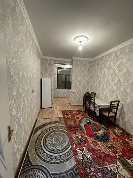 Kirayə verilir 2 otaqlı mənzil 50 m²