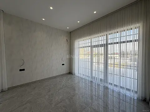 Satılır 6 otaqlı həyət evi 340 m²