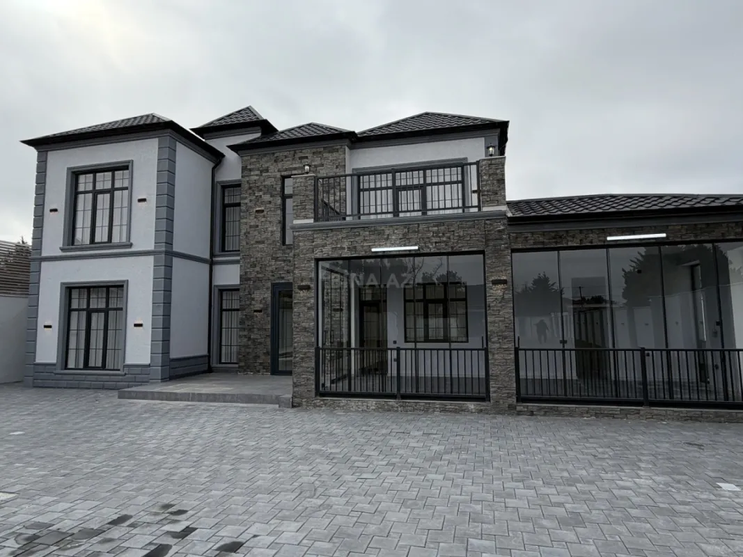 Satılır 6 otaqlı həyət evi 340 m²