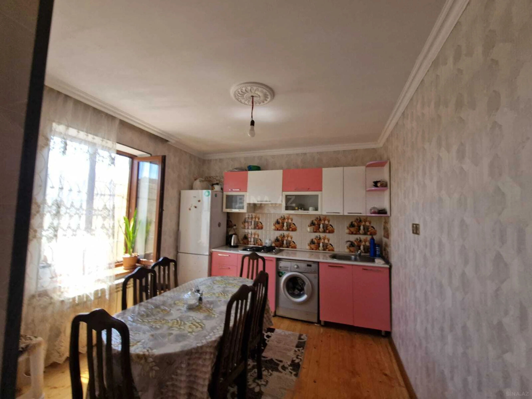 Satılır 4 otaqlı həyət evi 123 m²