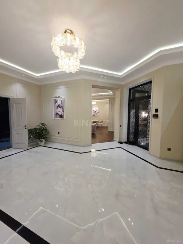 Satılır 4 otaqlı həyət evi 210 m²