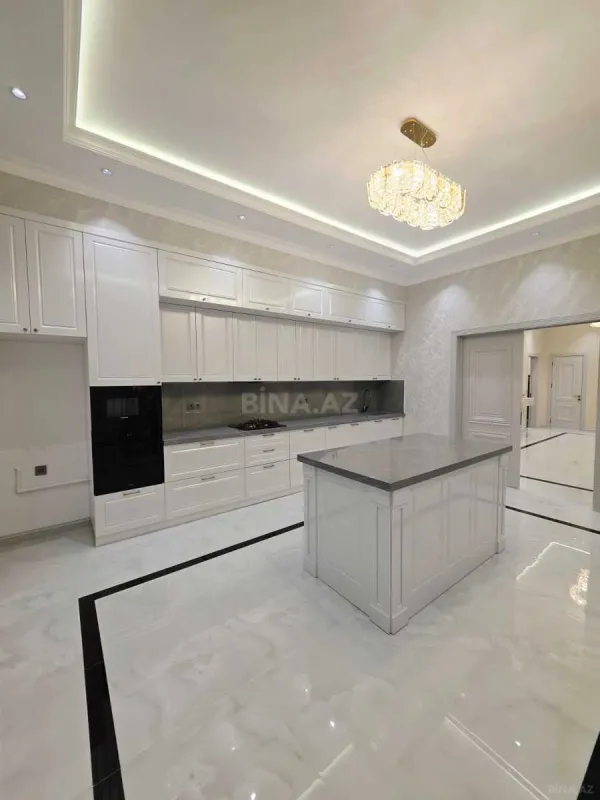 Satılır 4 otaqlı həyət evi 210 m²
