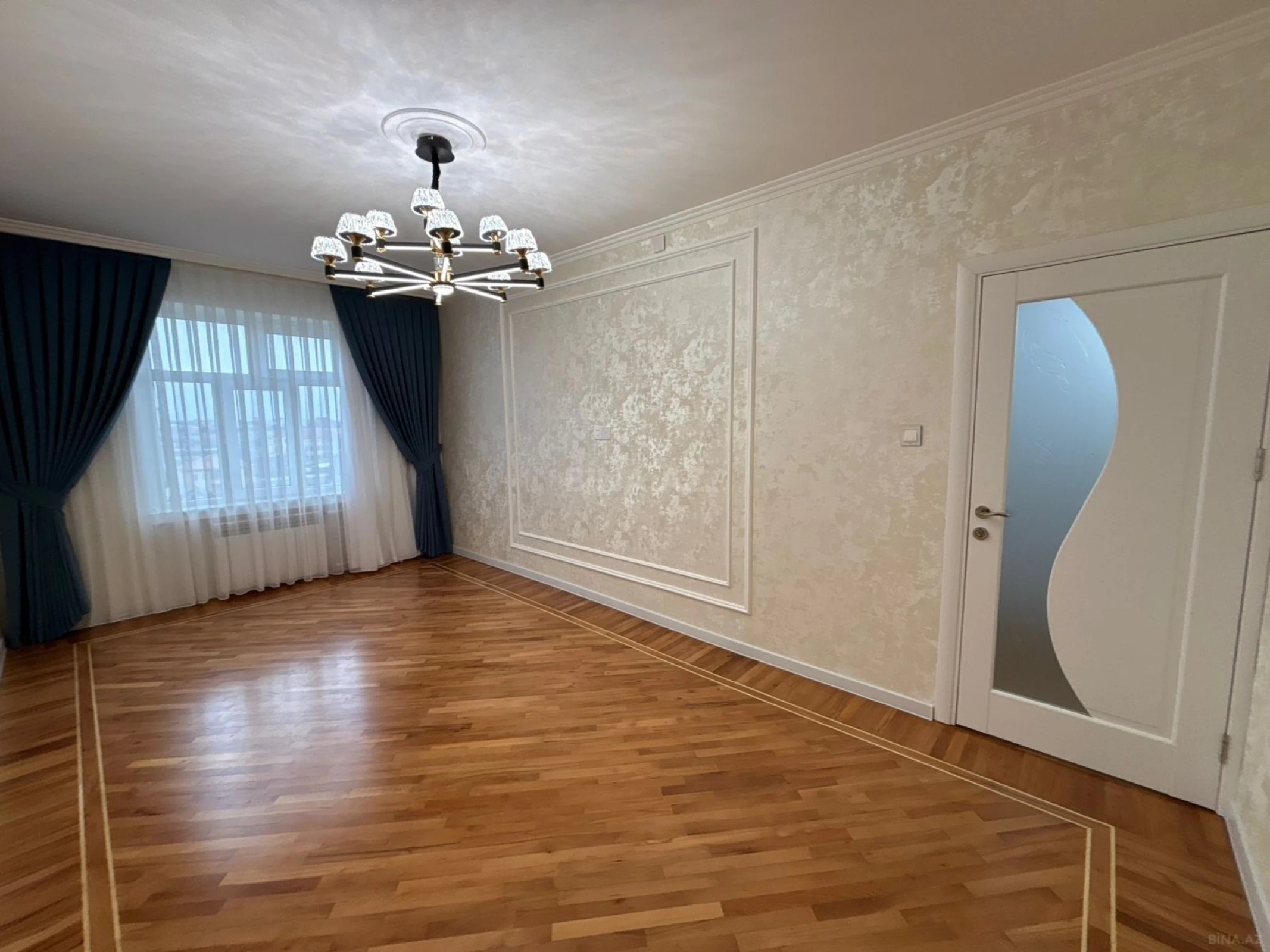 Satılır 2 otaqlı mənzil 65 m²