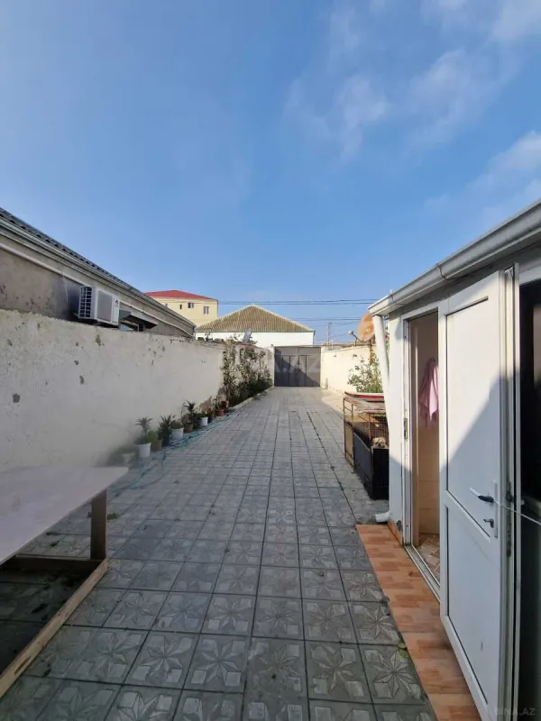 Satılır 4 otaqlı həyət evi 121 m²