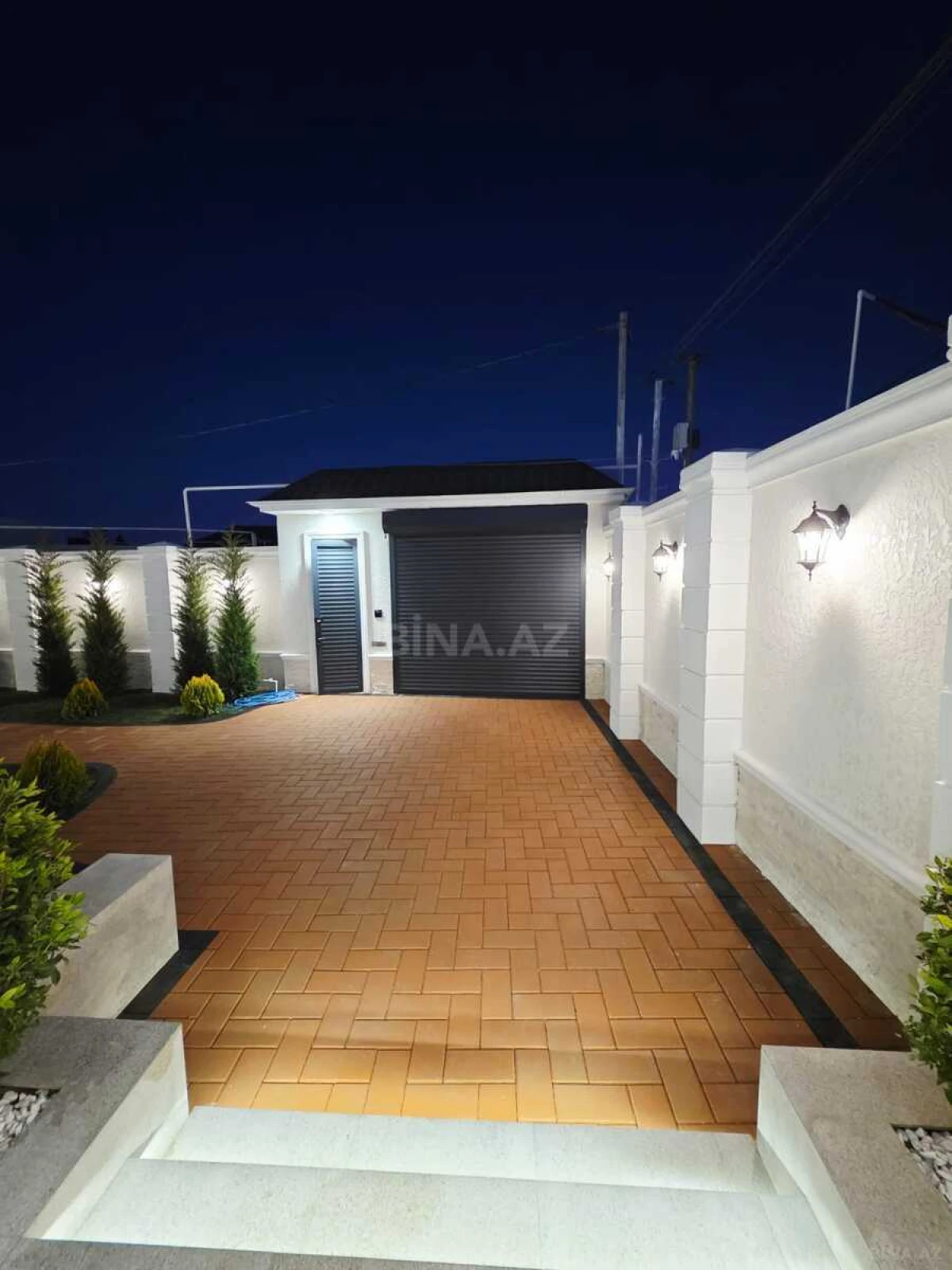 Satılır 4 otaqlı həyət evi 210 m²