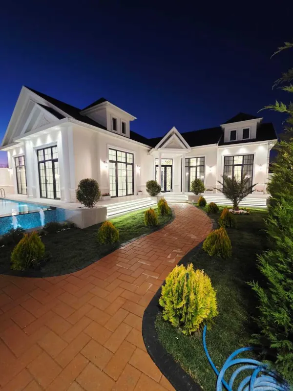 Satılır 4 otaqlı həyət evi 210 m²