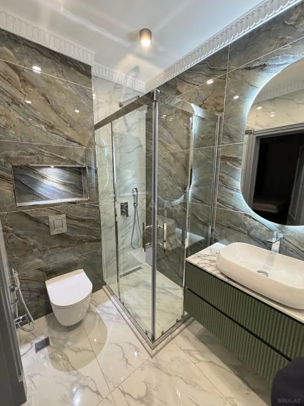 Satılır 2 otaqlı mənzil 101 m²