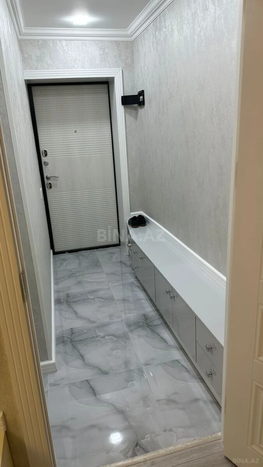 Satılır 2 otaqlı mənzil 48 m²