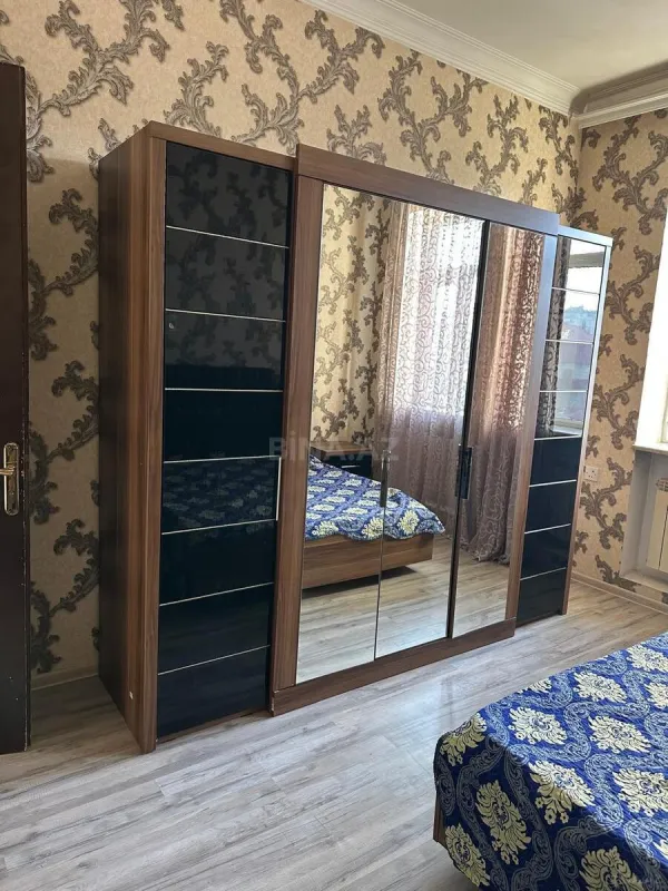 Kirayə verilir 2 otaqlı mənzil 68 m²