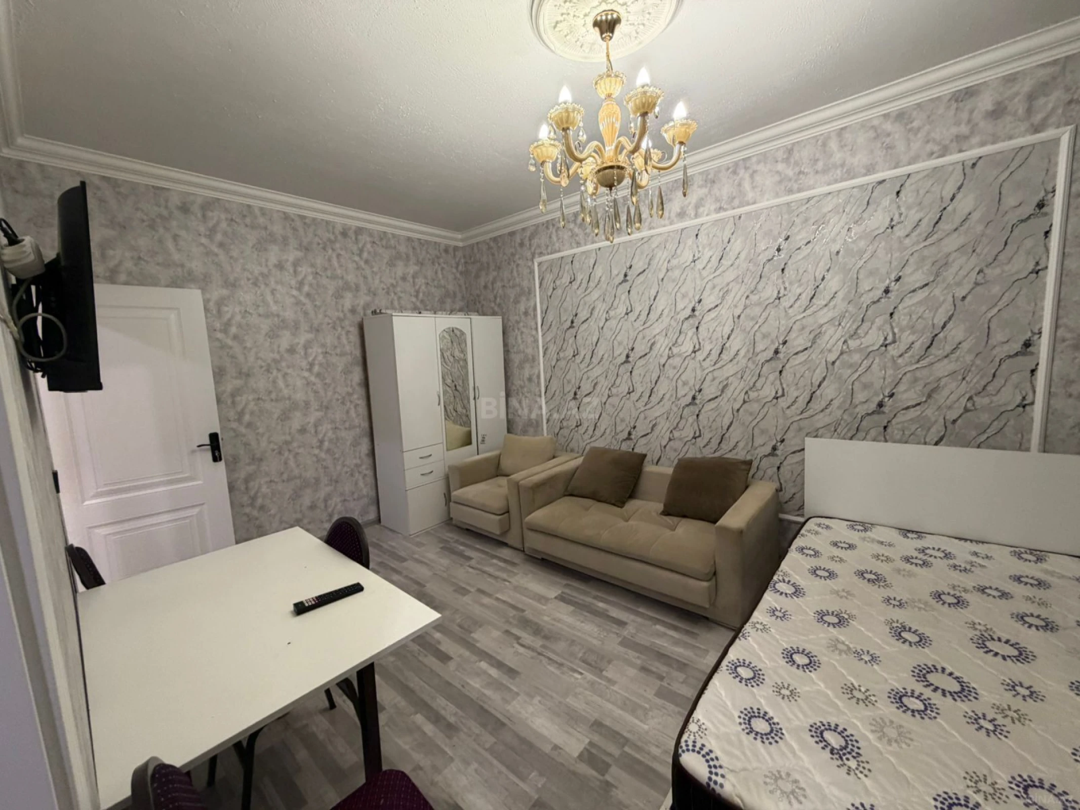 Satılır 1 otaqlı mənzil 35 m²