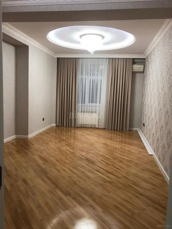 Satılır 2 otaqlı mənzil 73 m²