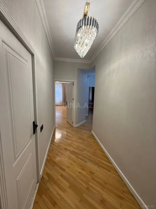 Satılır 2 otaqlı mənzil 73 m²