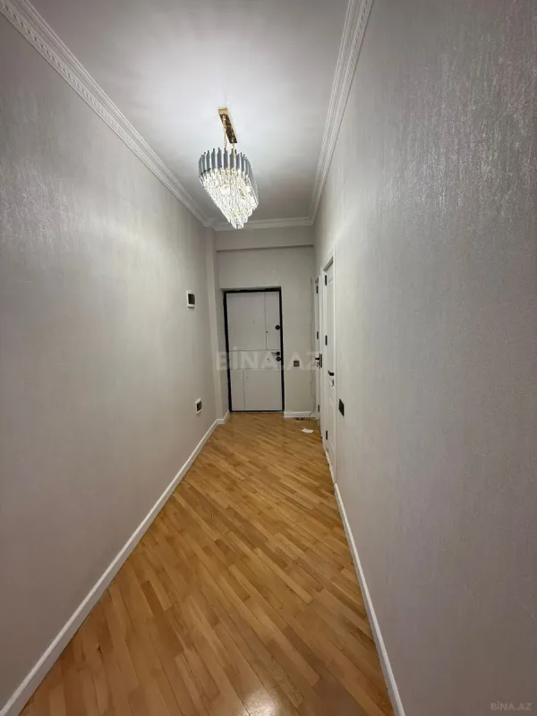 Satılır 2 otaqlı mənzil 73 m²