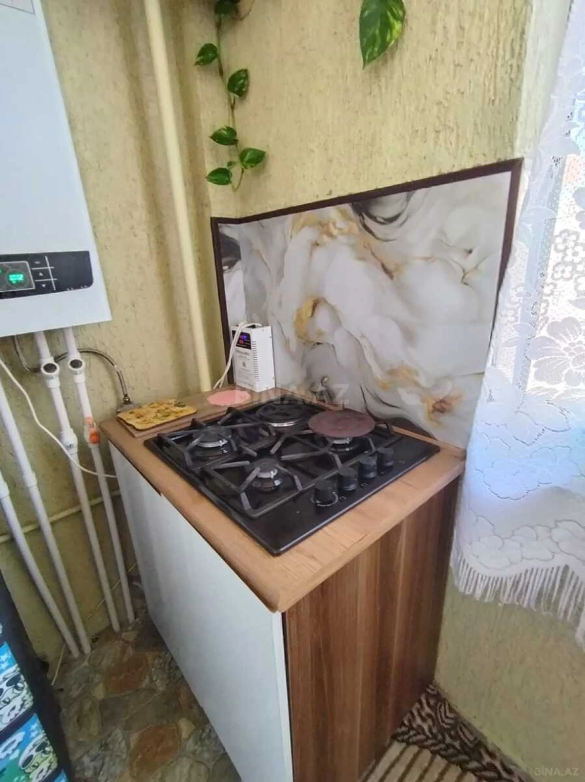 Kirayə verilir 2 otaqlı mənzil 85 m²