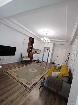 Kirayə verilir 2 otaqlı mənzil 85 m²