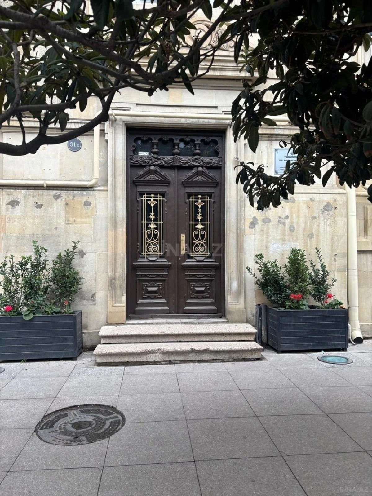 Kirayə verilir obyekt 361 m²