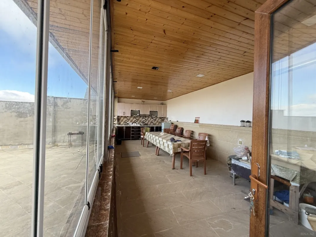 Satılır 4 otaqlı həyət evi 200 m²