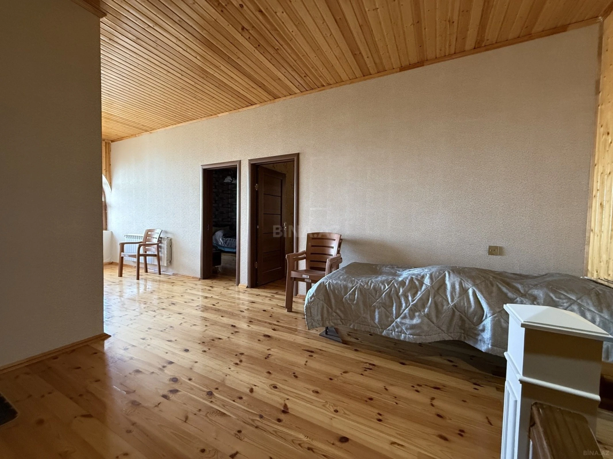 Satılır 4 otaqlı həyət evi 200 m²