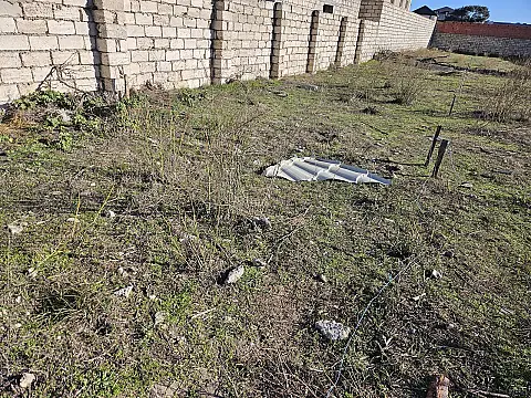 Satılır torpaq sahəsi 2 m²