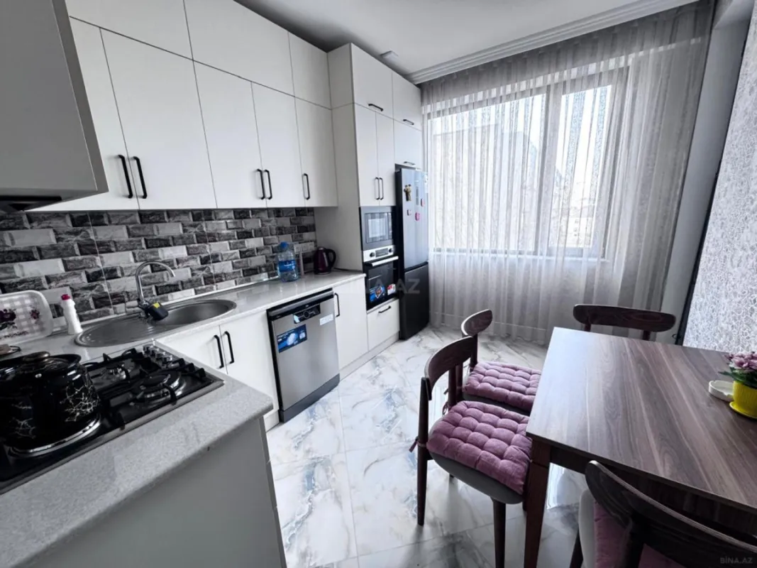 Satılır 2 otaqlı mənzil 80 m²