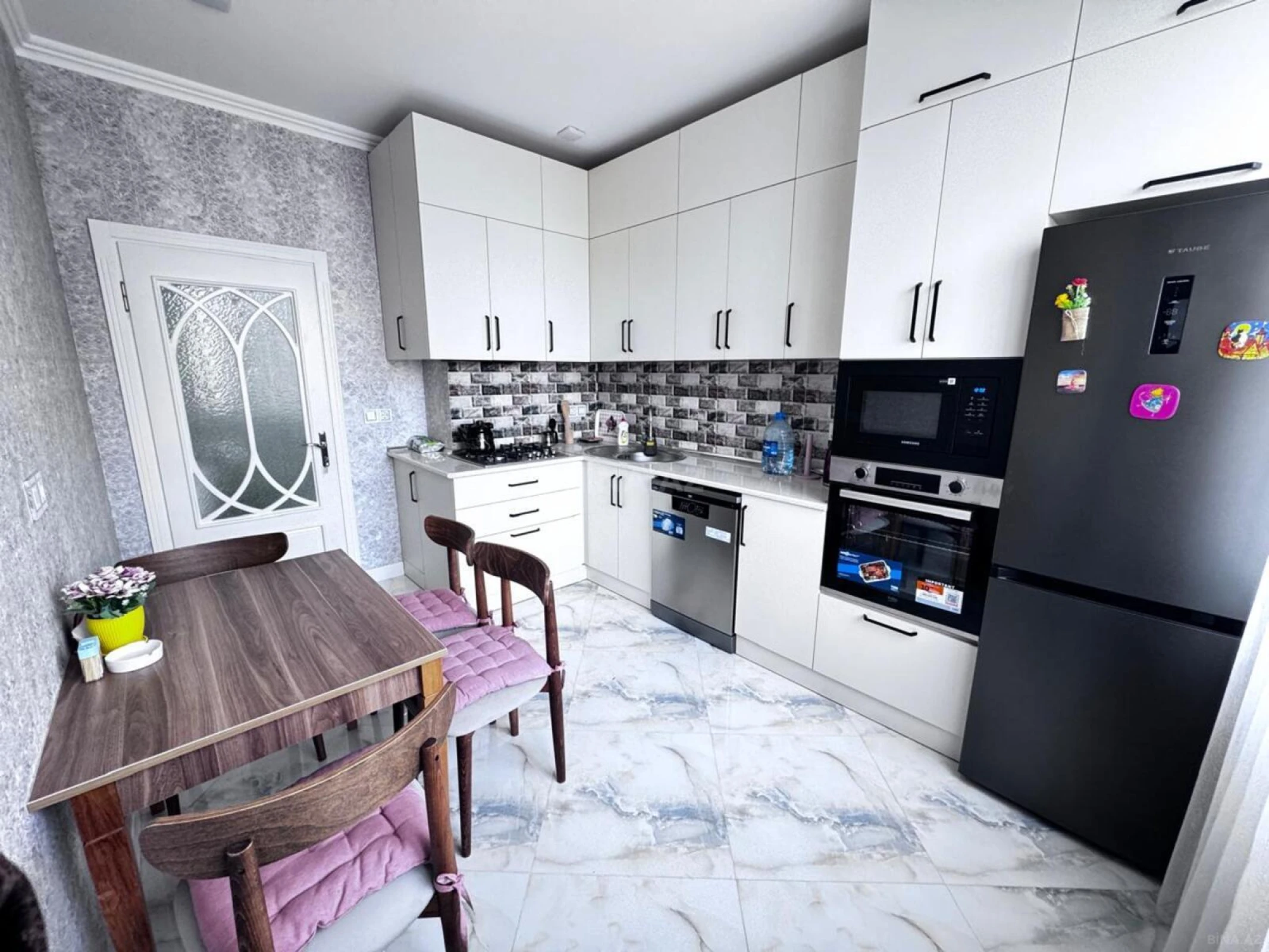 Satılır 2 otaqlı mənzil 80 m²