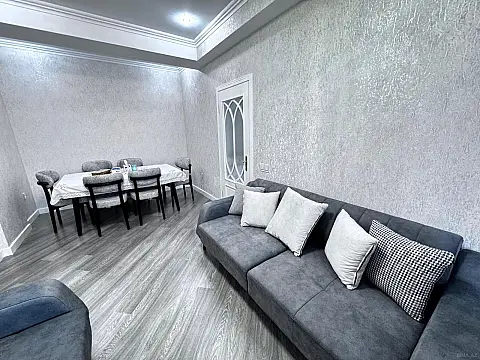 Satılır 2 otaqlı mənzil 80 m²