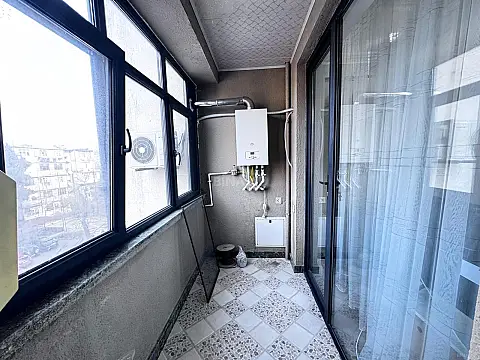Satılır 2 otaqlı mənzil 80 m²