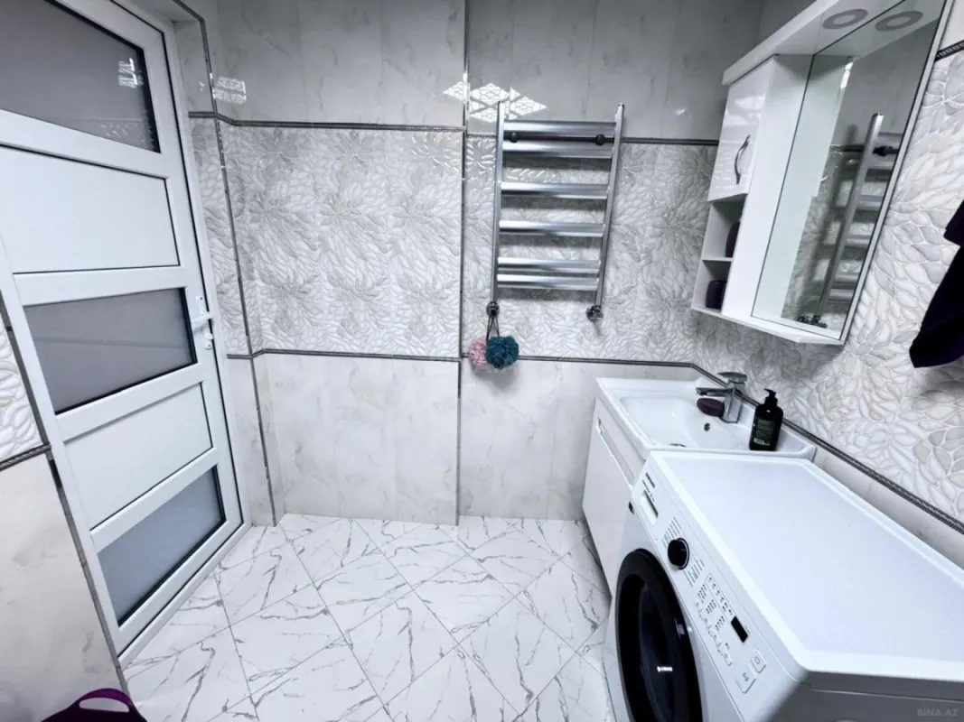 Satılır 2 otaqlı mənzil 80 m²