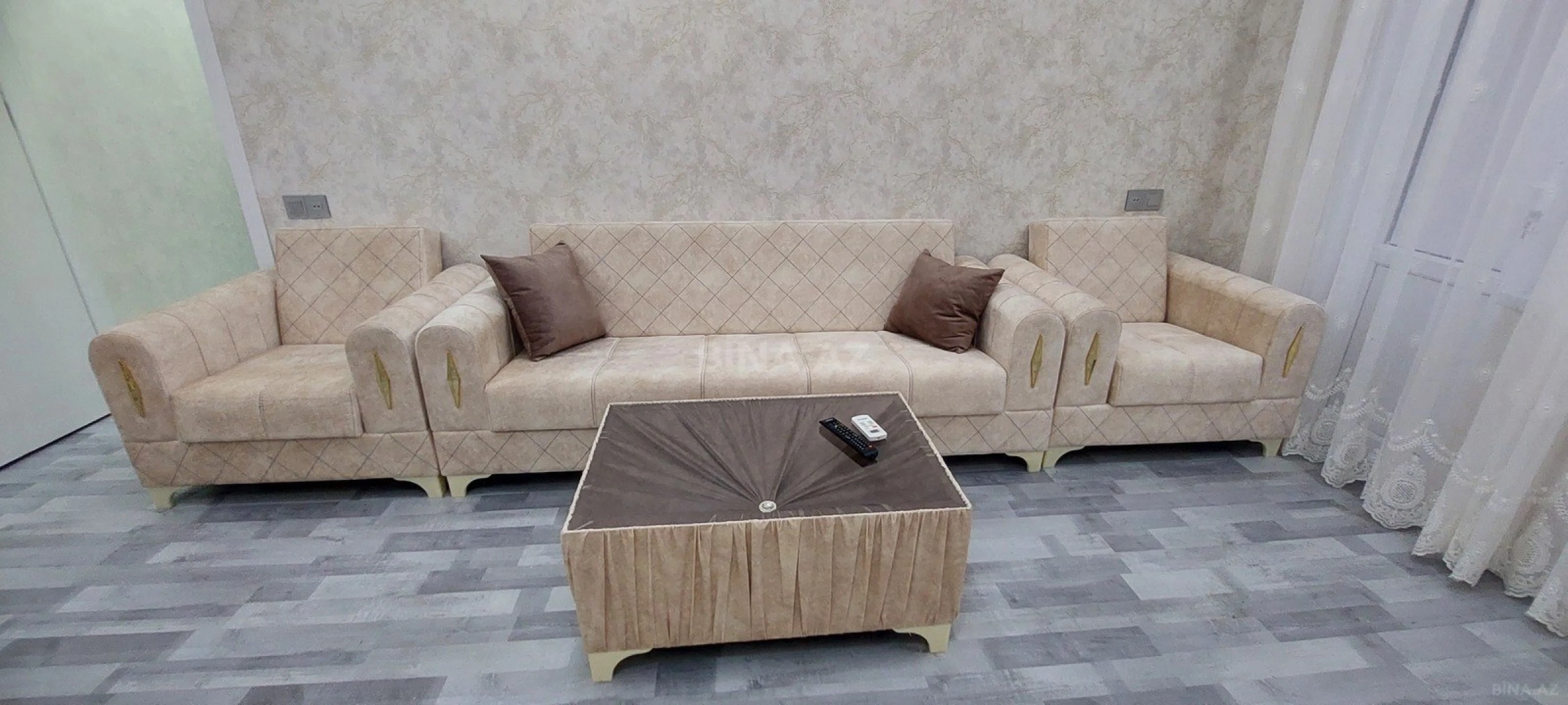 Kirayə verilir 2 otaqlı mənzil 50 m²