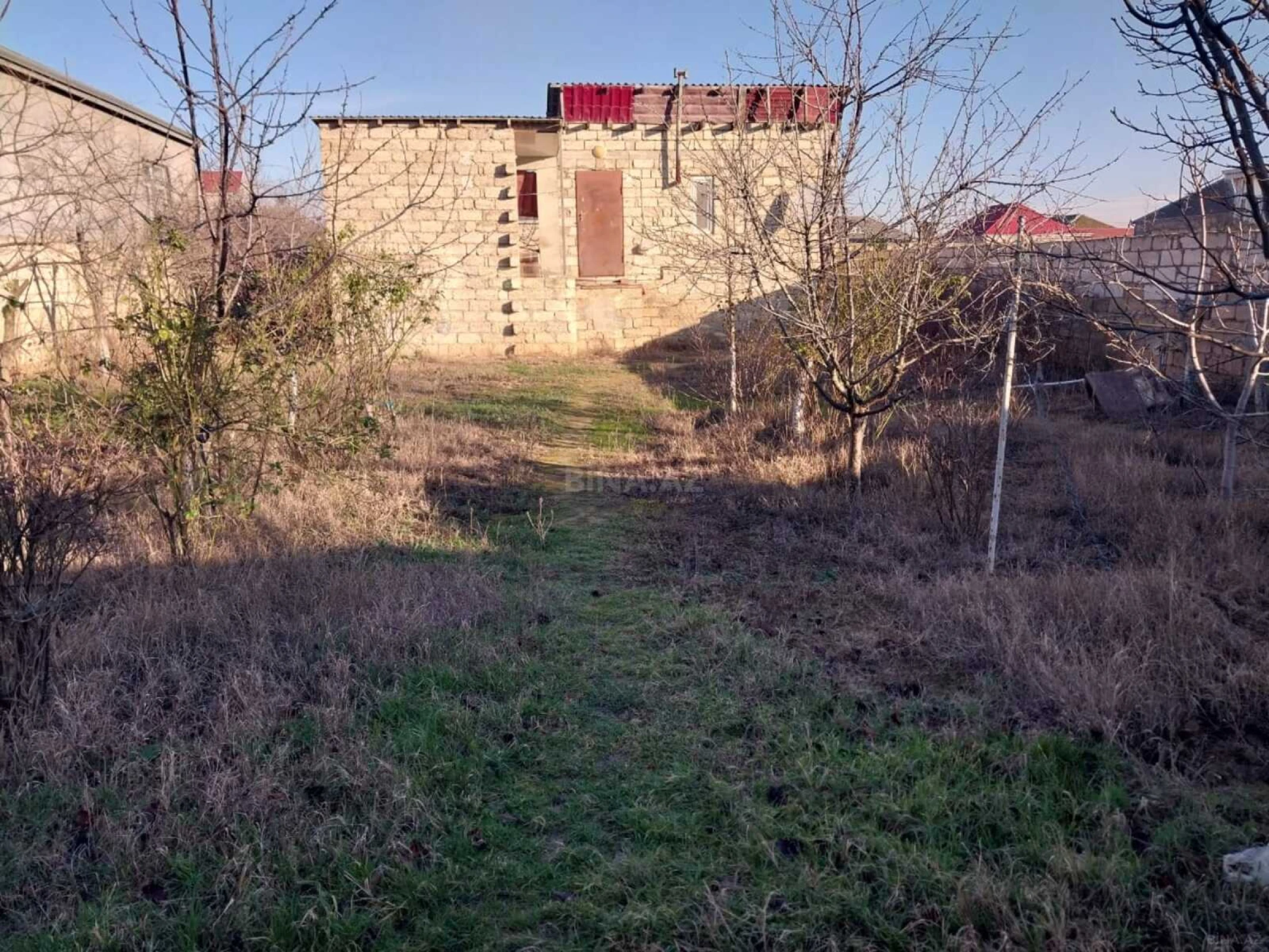 Satılır 1 otaqlı həyət evi 42.5 m²