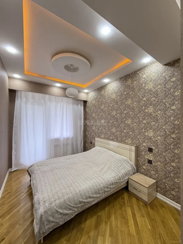 Satılır 3 otaqlı mənzil 99 m²