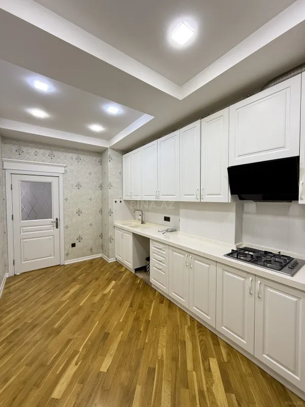 Satılır 3 otaqlı mənzil 99 m²