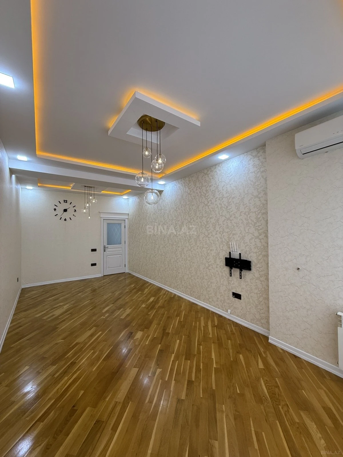 Satılır 3 otaqlı mənzil 99 m²