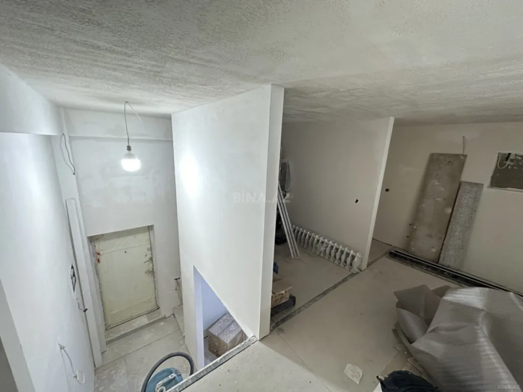 Satılır 1 otaqlı mənzil 58 m²