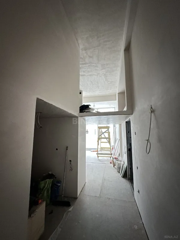 Satılır 1 otaqlı mənzil 58 m²