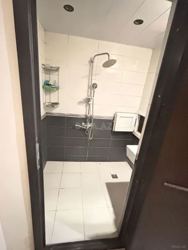 Satılır 2 otaqlı mənzil 92 m²