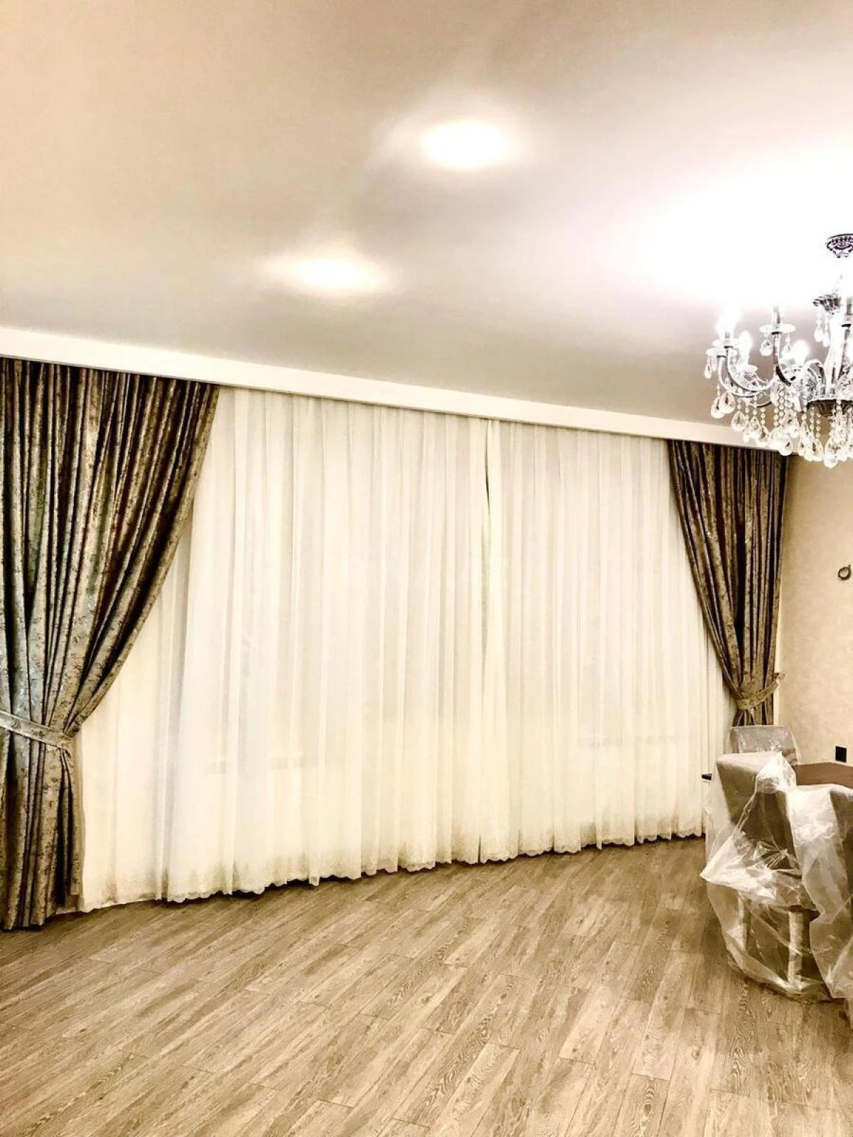 Kirayə verilir 3 otaqlı mənzil 120 m²