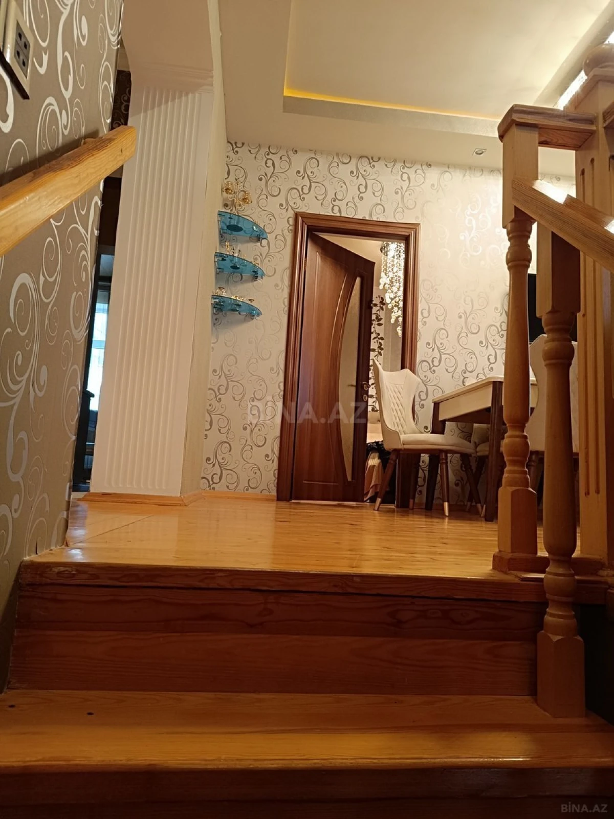 Satılır 5 otaqlı həyət evi 170 m²