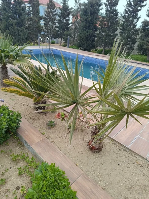 Satılır 5 otaqlı həyət evi 170 m²