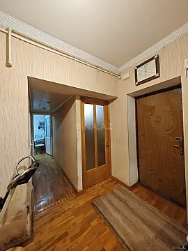Satılır 2 otaqlı mənzil 57 m²