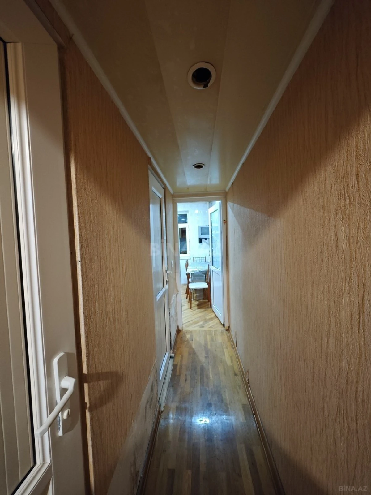 Satılır 2 otaqlı mənzil 57 m²