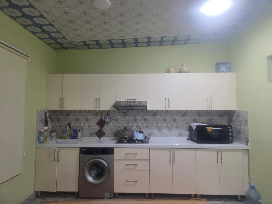 Satılır 5 otaqlı həyət evi 470 m²