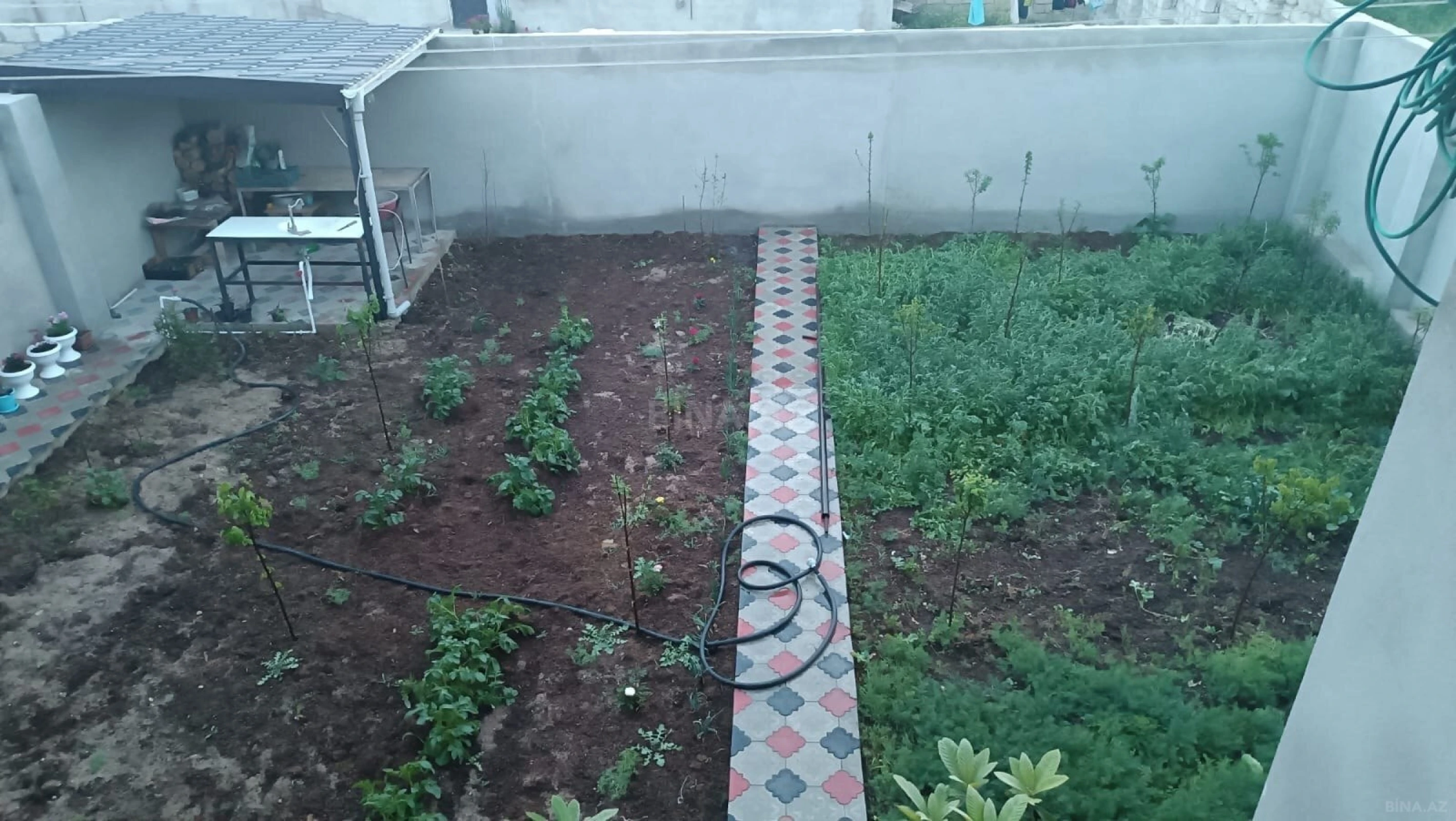 Satılır 5 otaqlı həyət evi 470 m²