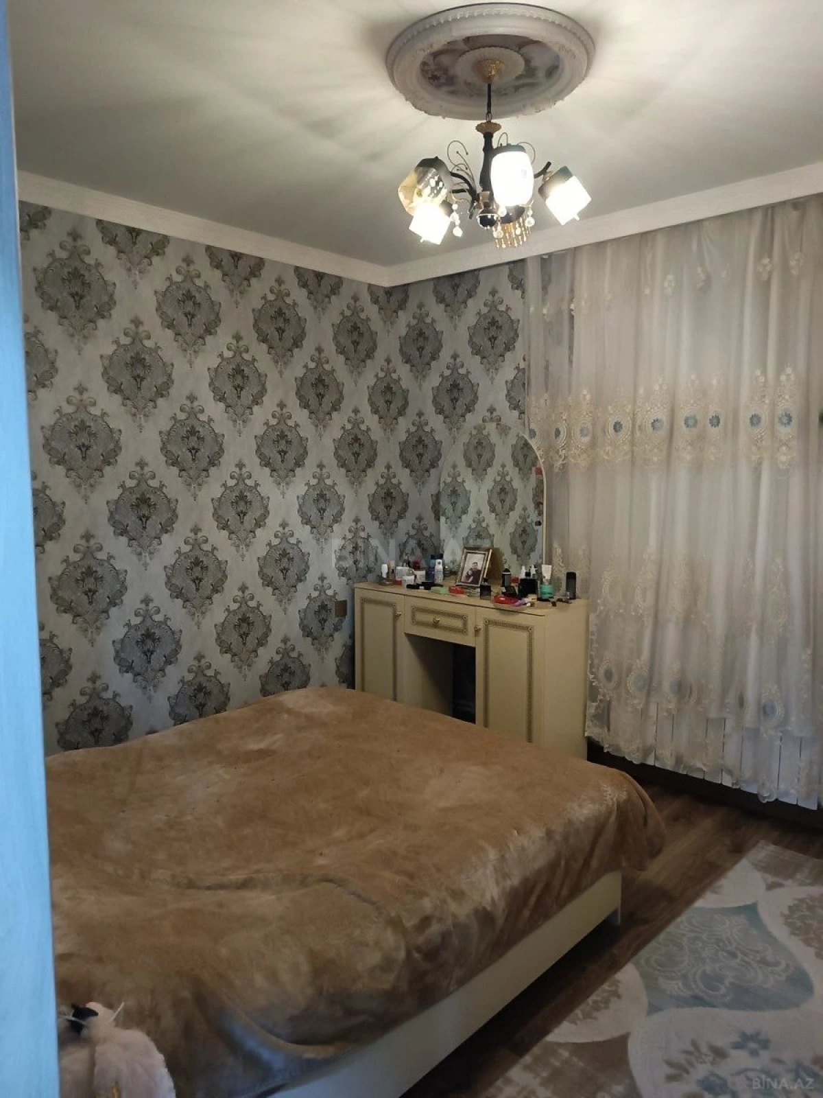 Satılır 5 otaqlı həyət evi 470 m²