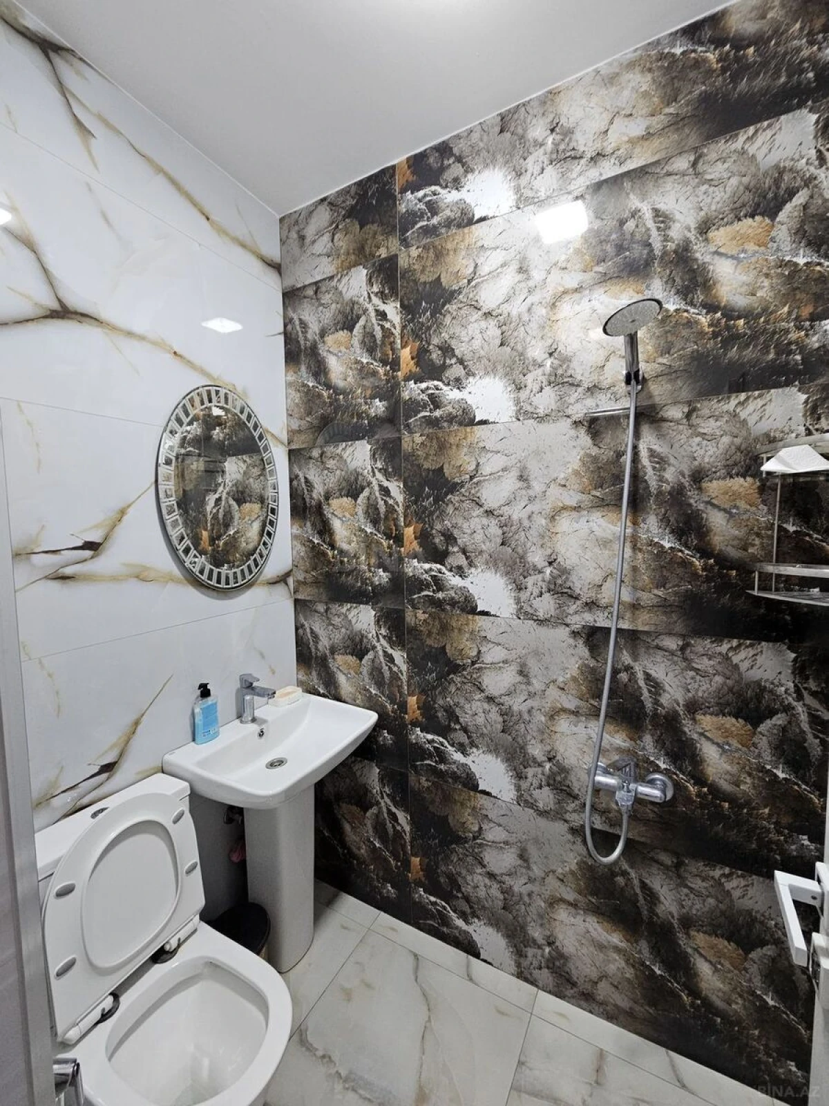 Kirayə verilir 4 otaqlı həyət evi 100 m²