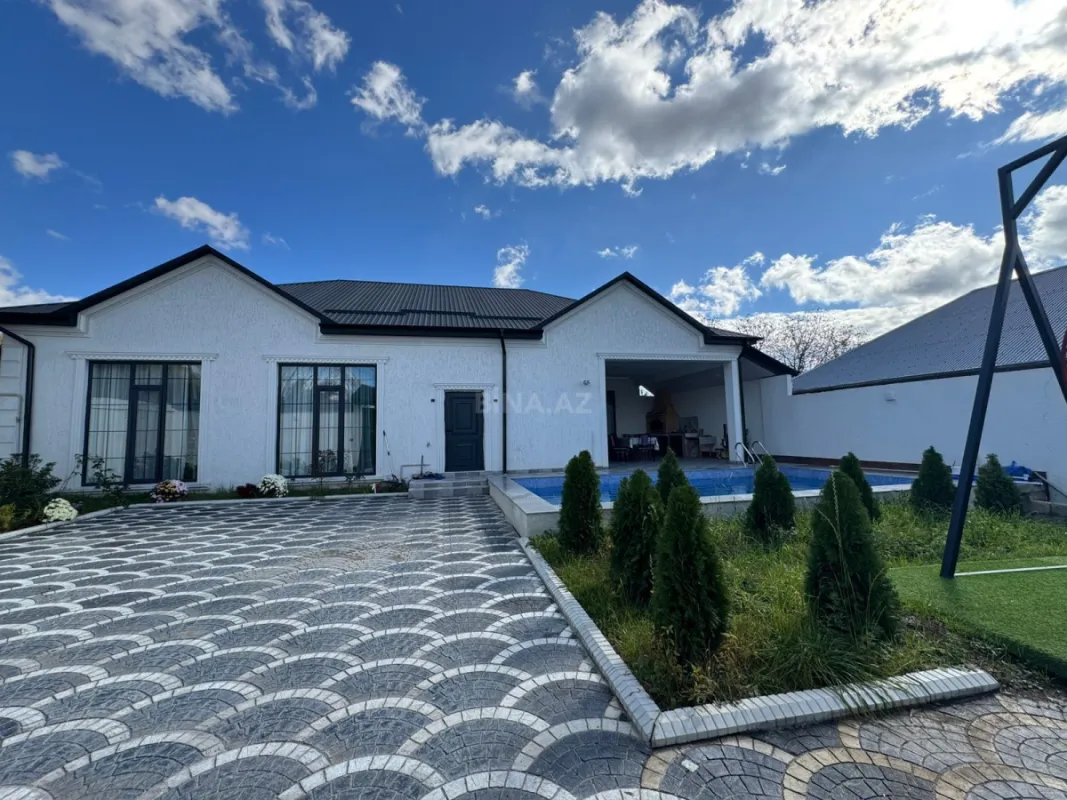 Kirayə verilir 4 otaqlı həyət evi 100 m²