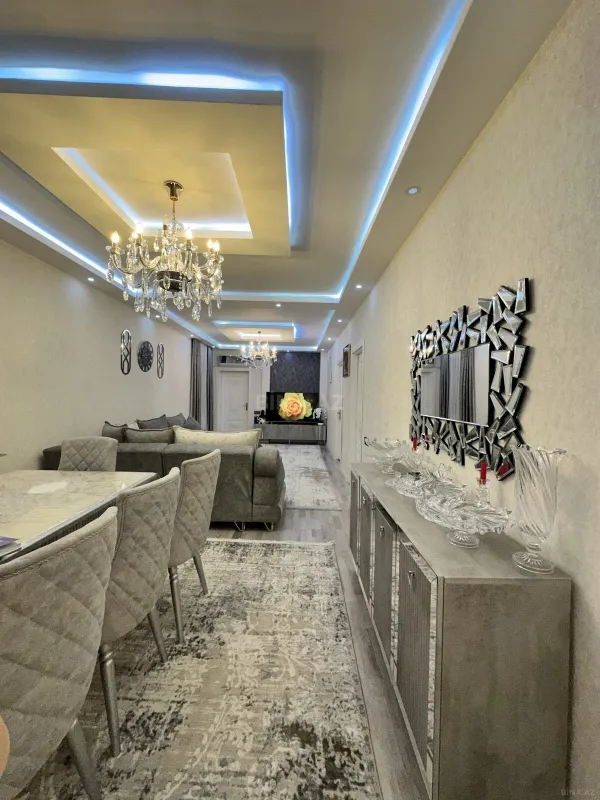 Satılır 3 otaqlı mənzil 145 m²