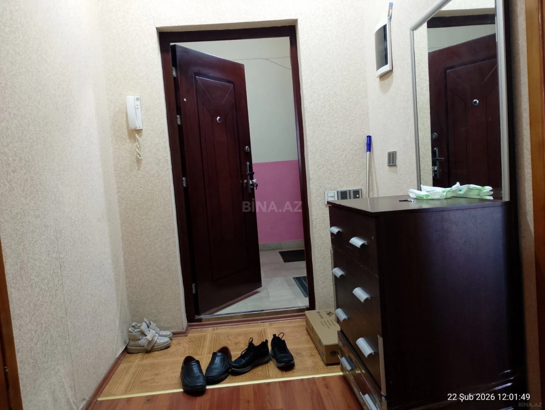 Kirayə verilir 2 otaqlı mənzil 55 m²