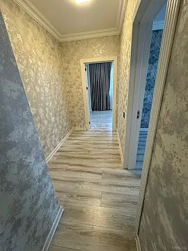 Satılır 3 otaqlı mənzil 138 m²