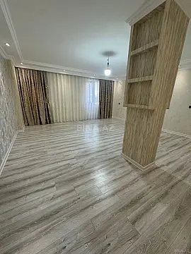 Satılır 3 otaqlı mənzil 138 m²